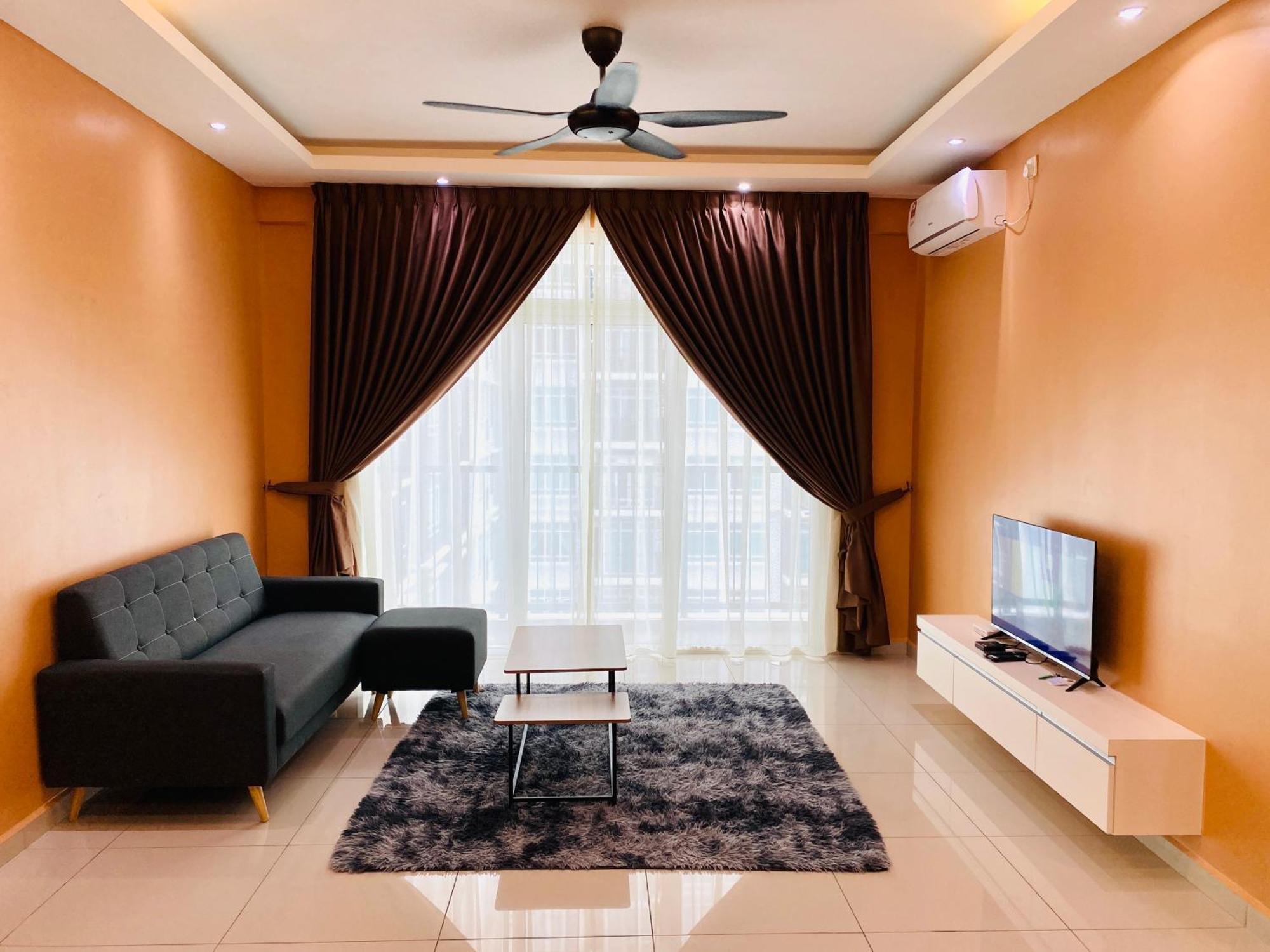 Novo 8 - 10mins To Jonker Street Apartment *